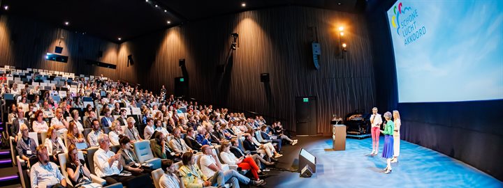 Afbeelding grote zaal jaarcongres