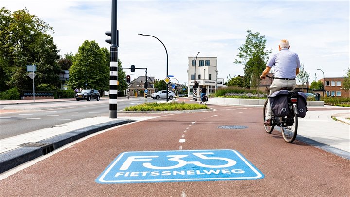 F35 - fietsen in Hengelo