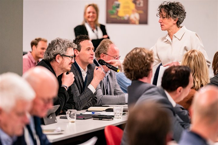 Gesprek bij bestuurdersconferentie 5 april 2023